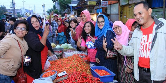 Di Pasar Kebalen Malang, Puti jadi magnet kaum emak-emak