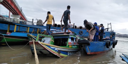 Polisi amankan sopir & kernet speedboat yang tabrakan di Jembatan Ampera