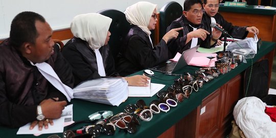 dipakai untuk liburan dan beli barang mewah rev1