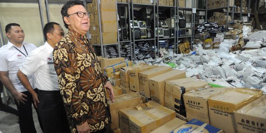 Kemendagri simpan e-KTP di gudang Bogor sejak 2011