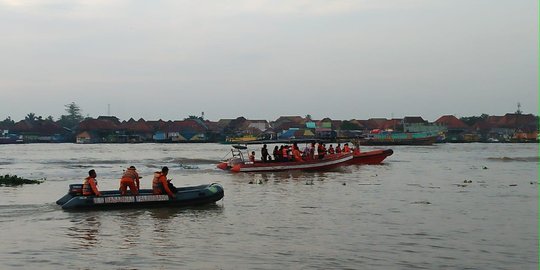 Korban hilang tabrakan speedboat di Palembang bertambah, total 4 orang