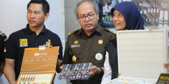 BPOM bongkar gudang obat ilegal senilai Rp 3,5 miliar