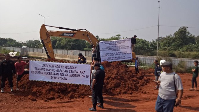 warga demo ganti rugi tanah dan bangunan di proyek pembangunan tol serpong cinere