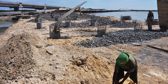 Bukit-bukit ini hilang kena proyek besar di Indonesia