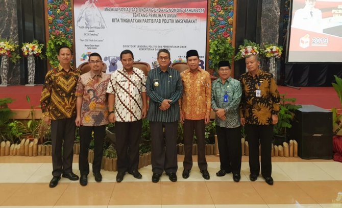 ditjen polpum kemendagri dan dpr gelar sosialisasi uu pemilu di bangkalan