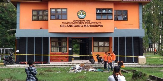 Densus 88 geledah Kampus Universitas Riau