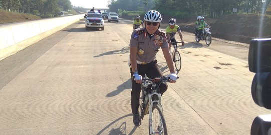  Gowes  sepeda  34 KM Kakorlantas sebut tol Solo Colomadu 