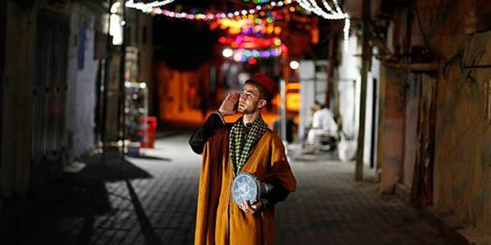 Israel tangkap warga Palestina karena bangunkan warga untuk sahur