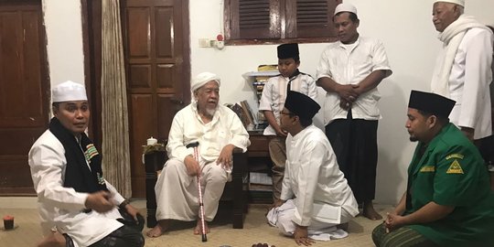 RKH Muhammad Syamsul Arifin Pamekasan doakan dan dukung Gus Ipul