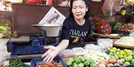 Pedagang ritel pastikan stok bahan pokok aman jelang Lebaran 2018