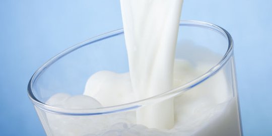 3 manfaat susu untuk kecantikan kulit