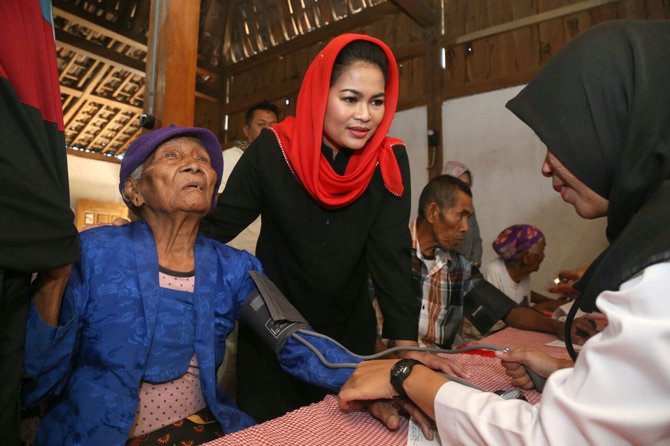 temui ibu hamil dan lansia puti guntur sosialisasi nutrisi makmur