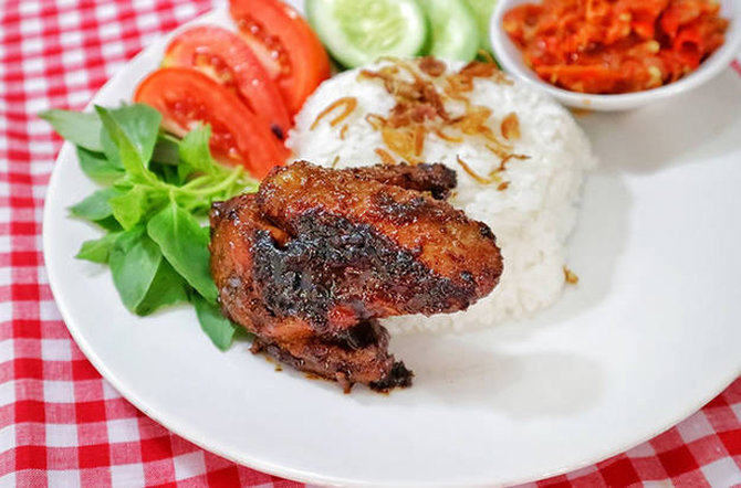 Resep Ayam  Bakar  Bumbu Rujak Jawa Timur