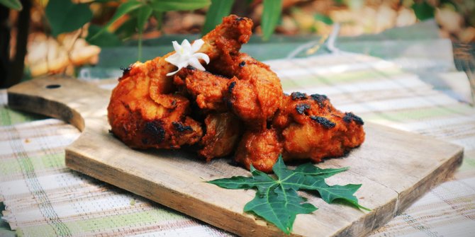 ilustrasi ayam bakar bumbu rujak