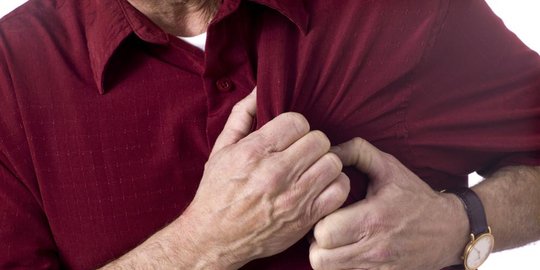 4 dampak kesehatan tidur setelah makan sahur