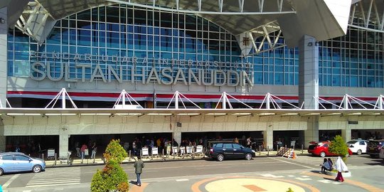 Petugas kargo Bandara Sultan Hasanuddin curi 30 ponsel Oppo