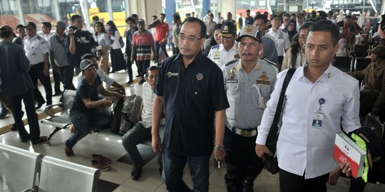 Menhub Budi sebut 4 juta pemudik gunakan kereta api tahun 