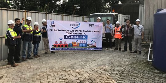 PGN alirkan gas bumi perdana ke konsumen di Yogyakarta