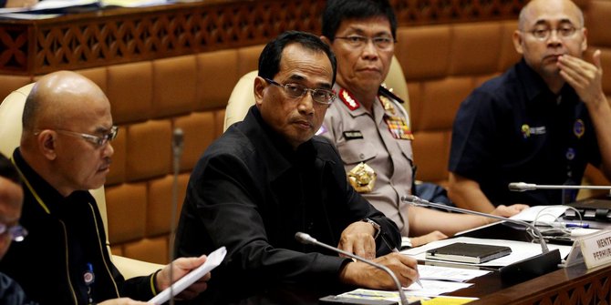 Menhub Budi soal ancaman mogok pilot Garuda Indonesia 