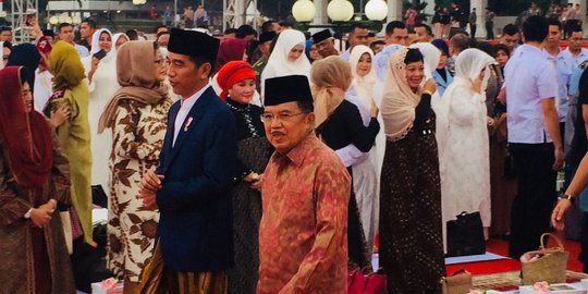 Jokowi-JK dan sejumlah menteri buka puasa bareng TNI-Polri di Cilangkap