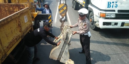 Jelang mudik Lebaran, 70 u-turn pemicu kemacetan di Karawang ditutup