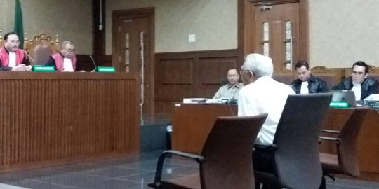Mantan Menkeu era BJ Habibie kelimpungan tak ada data bank penerima BLBI