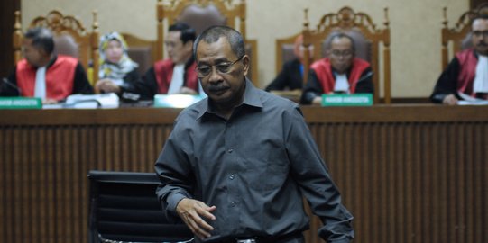 Terima suap, mantan Ketua Pengadilan Tinggi Manado divonis 6 tahun penjara