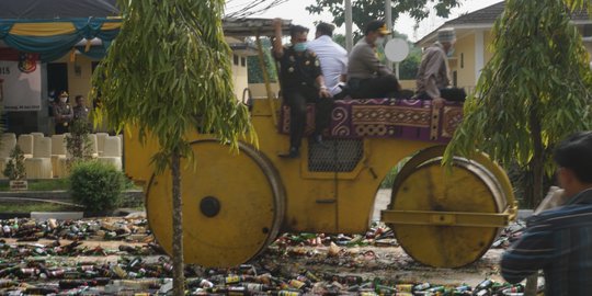 Kapolda Banten musnahkan 13 ribu lebih miras berbagai merek