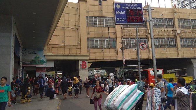 pasar tanah abang
