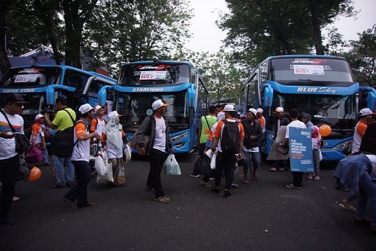 bni lepas pemudik bus