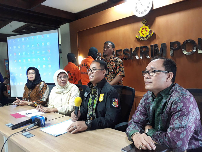 bareskrim tangkap muncikari dan pemilik situs porno