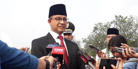 Anies soal pulau D disegel: Apa gubernur harus diam bangunan tak ada IMB?