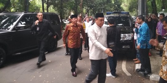Haul Taufiq Kiemas, sejumlah tokoh dan pejabat sambangi rumah Megawati
