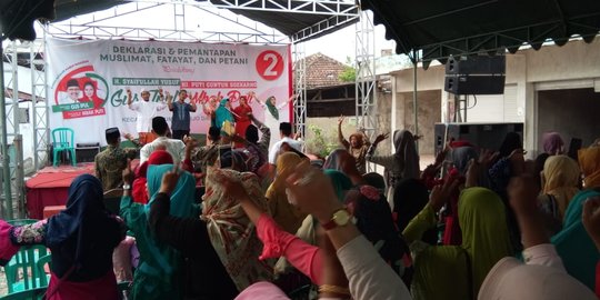 Kepincut pendidikan gratis, warga Bojonegoro mantap pilih Gus Ipul-Puti