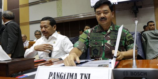 Anggota DPR kritik Panglima TNI selalu pakai PDL loreng