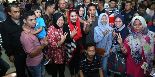 Promosikan Gus Ipul-Puti, Risma ingatkan nomor 2 letaknya di kanan