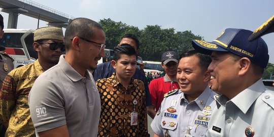 Sandiaga Uno tinjau arus mudik di Terminal Kampung Rambutan