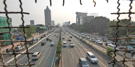 Lancarnya lalu lintas tol-tol di Ibu Kota jelang Lebaran