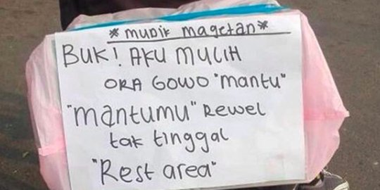 4 Tulisan kocak para pemudik, bikin senyum-senyum bacanya