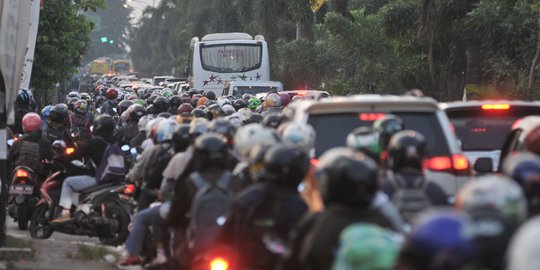 Pulihkan kondisi, pemudik yang melintas di Semarang diajak makan ikan