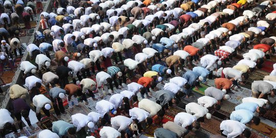 Lebaran, waktunya rehat sejenak dari panasnya suhu politik nasional