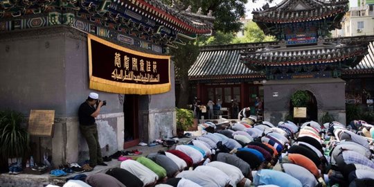 China resmi rayakan Idulfitri besok