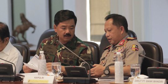 Kapolri sebut 110 terduga teroris ditangkap Densus terkait bom Surabaya