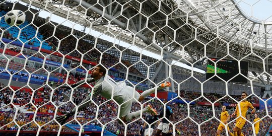 Fakta unik gol bunuh diri di awal Piala Dunia 2018