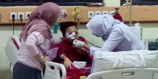 Kondisi membaik, wajah bocah korban pelemparan batu di Depok sudah dioperasi