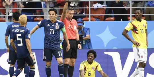 Diganjar kartu merah, gelandang Kolombia masuk buku sejarah Piala Dunia