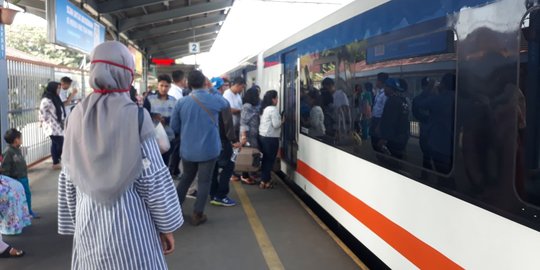 Dua hari beroperasi, penumpang KA Bandara dari Bekasi meningkat