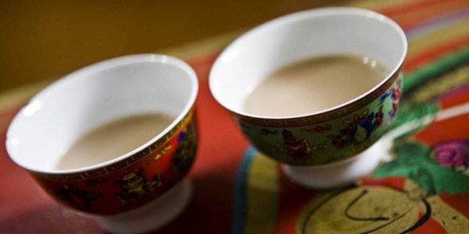 8 Manfaat kesehatan teh mentega, minuman berkhasiat dari Tibet 8 Manfaat kesehatan teh mentega, minuman berkhasiat dari Tibet tibet teh minuman mentega manfaat kesehatan dari berkhasiat 8