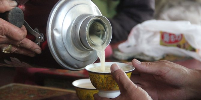 8 Manfaat kesehatan teh mentega, minuman berkhasiat dari Tibet 8 Manfaat kesehatan teh mentega, minuman berkhasiat dari Tibet tibet teh minuman mentega manfaat kesehatan dari berkhasiat 8