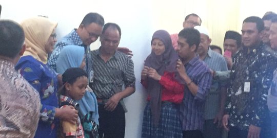 Berlebaran di Balaikota, disabilitas curhat ke Anies sering ditangkap Dinsos DKI